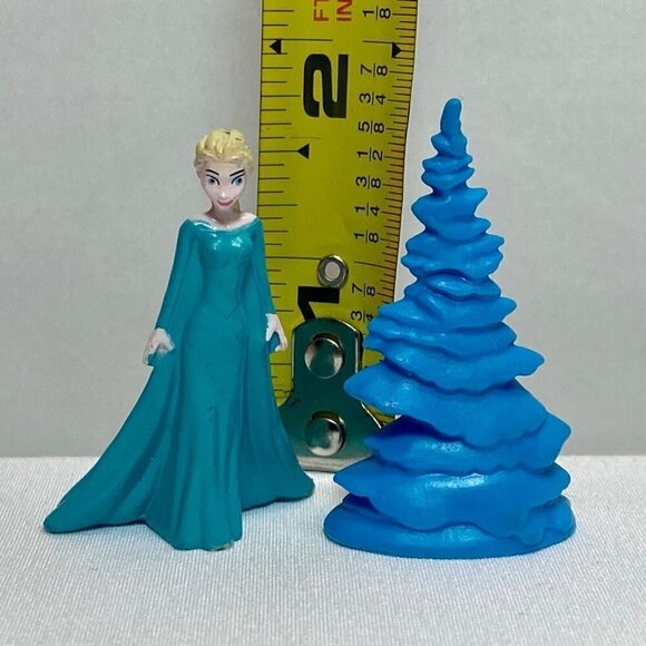 Disney Frozen Elsa 2" PVC Toy Figurine & Froze Blue Tree Cake Topper Rare HTF - Picture 1 of 9